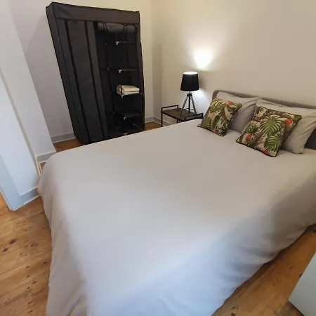 Sintra, T2 In Historic Center With Palace Views, Apartment Sintra