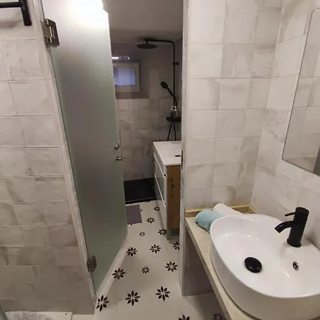 Sintra, T2 In Historic Center With Palace Views, Apartment