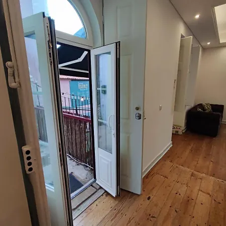 Apartment Sintra, T2 In Historic Center With Palace Views, Sintra