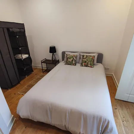 Sintra, T2 In Historic Center With Palace Views, Apartment